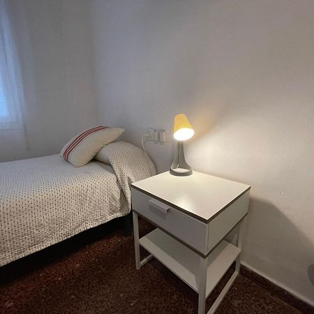 Pension Las Hojas Tudela Bagian luar foto