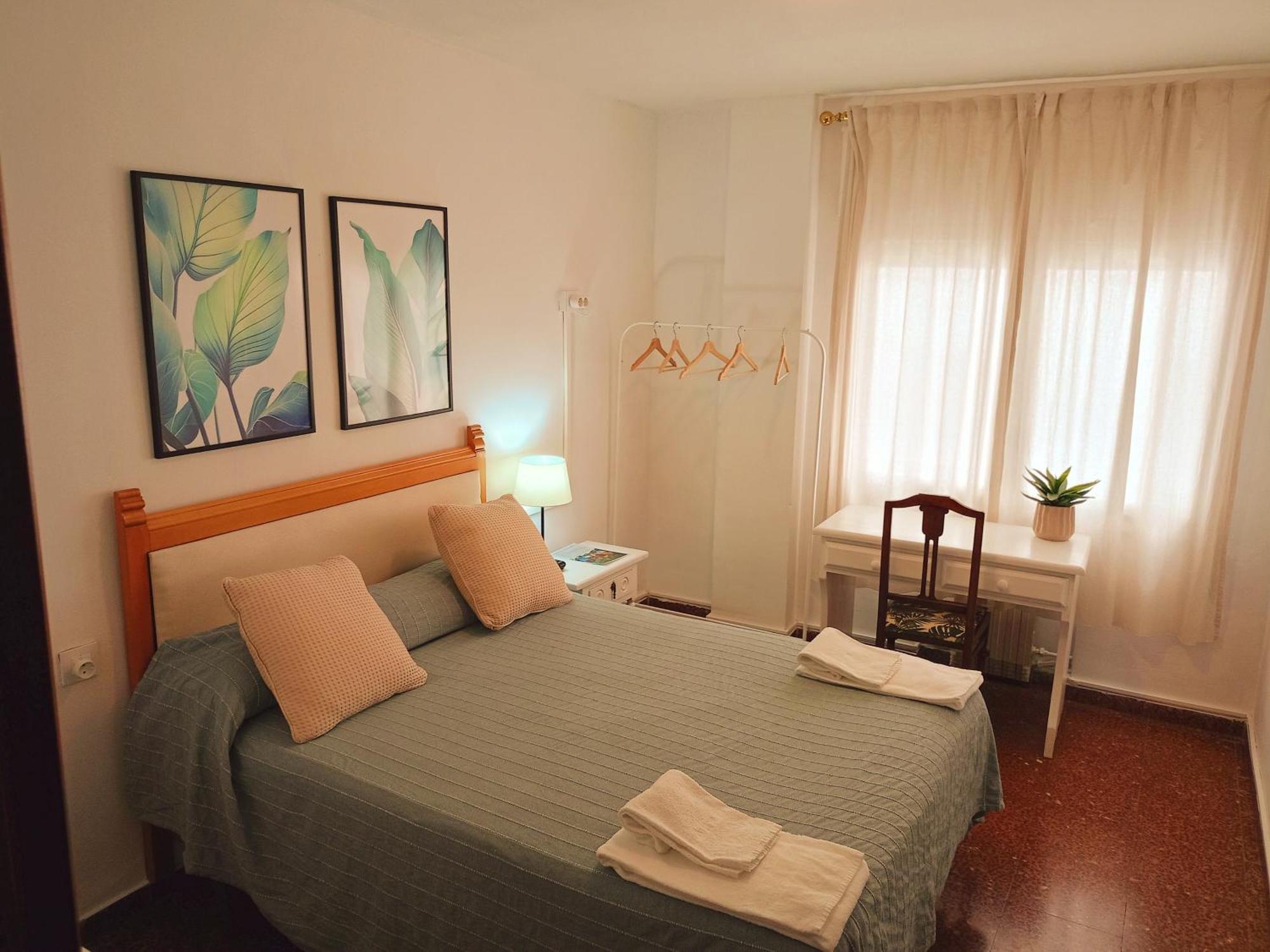 Pension Las Hojas Tudela Bagian luar foto